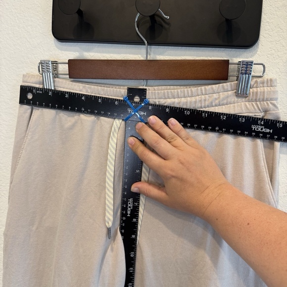 Vuori performance jogger small women Ivory - Picture 5 of 10